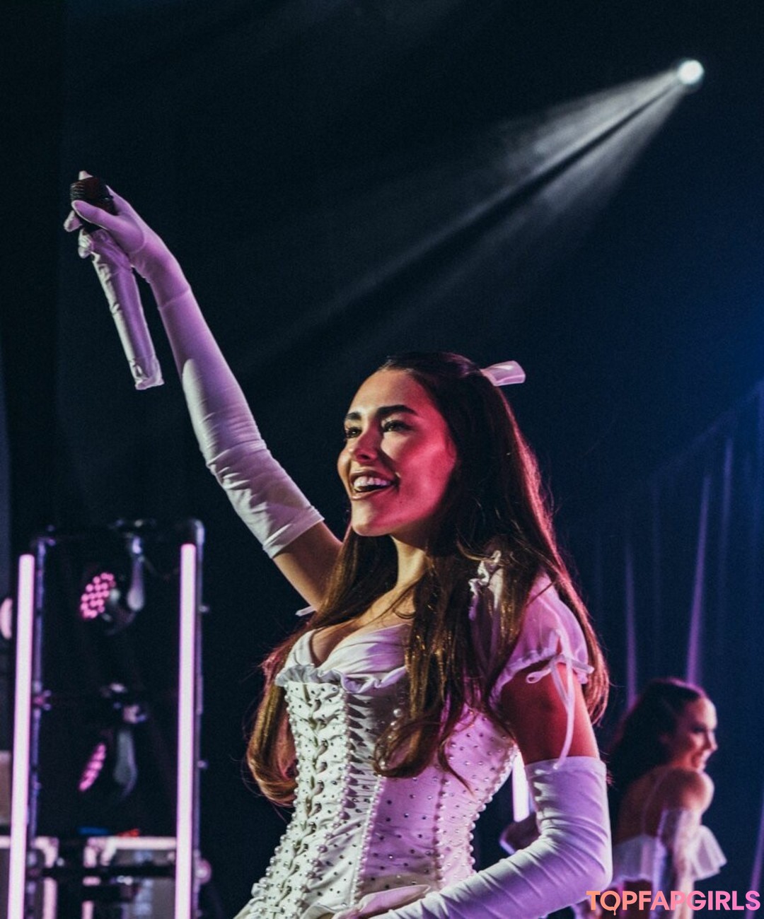 Foto desnuda filtrada de OnlyFans de Madison Beer #449 Foto desnuda filtrada de OnlyFans de Madison Beer #449