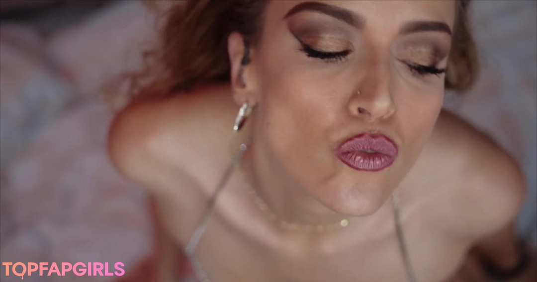 Foto desnuda filtrada de OnlyFans de Gina Carla #7 Foto desnuda filtrada de OnlyFans de Gina Carla #7