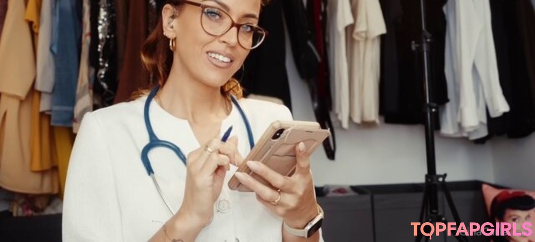 Foto desnuda filtrada de OnlyFans de Gina Carla #729 Foto desnuda filtrada de OnlyFans de Gina Carla #729