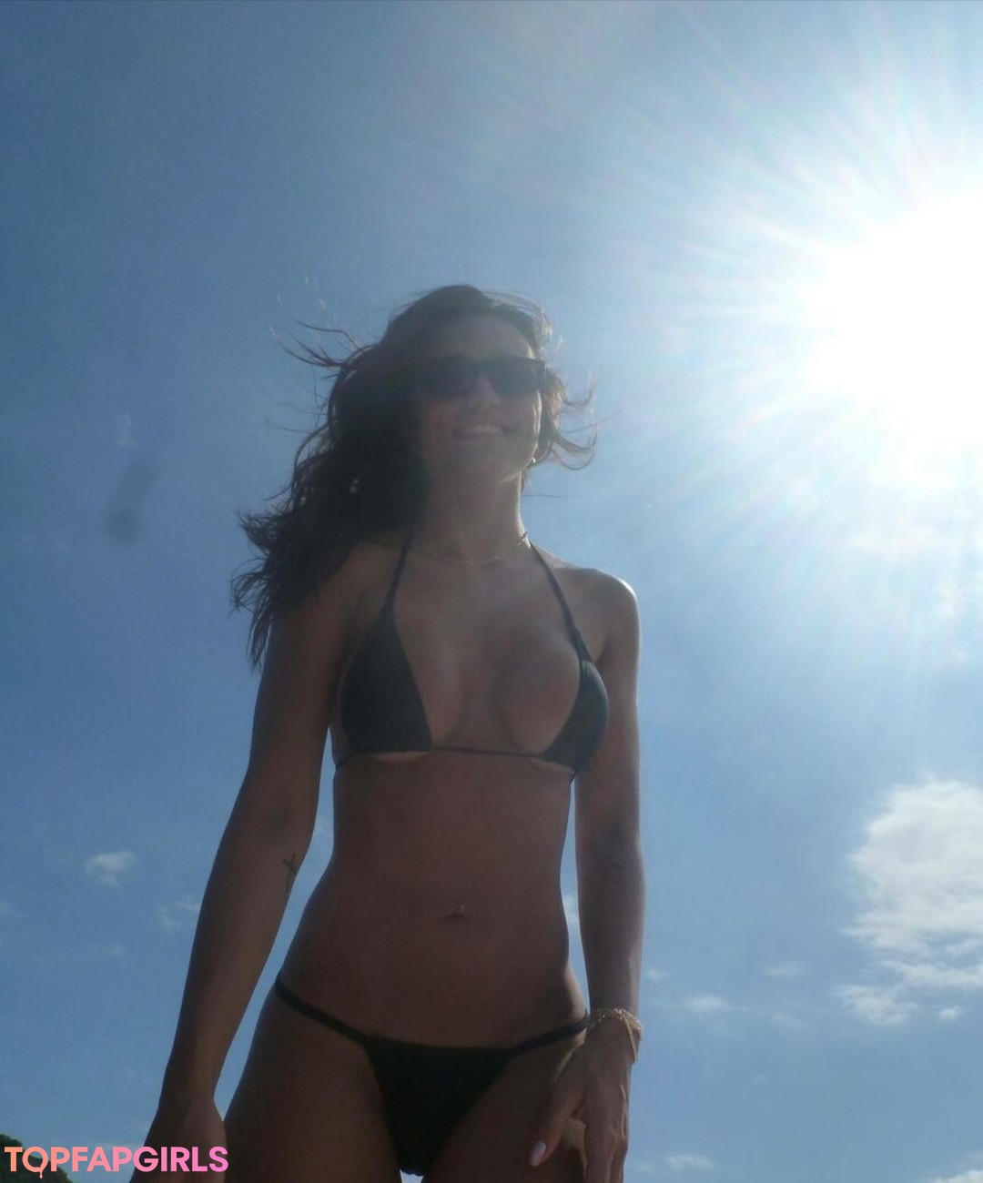 Foto desnuda filtrada de OnlyFans de Rafa Kalimann #63 Foto desnuda filtrada de OnlyFans de Rafa Kalimann #63