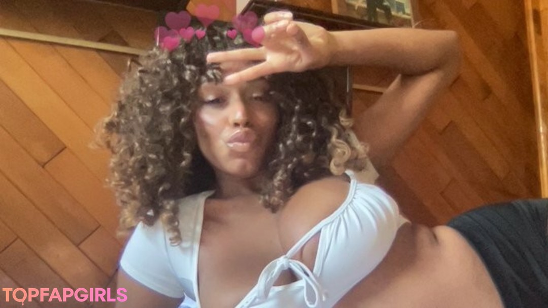 Foto desnuda filtrada de OnlyFans de Philllybabyy #411 Foto desnuda filtrada de OnlyFans de Philllybabyy #411