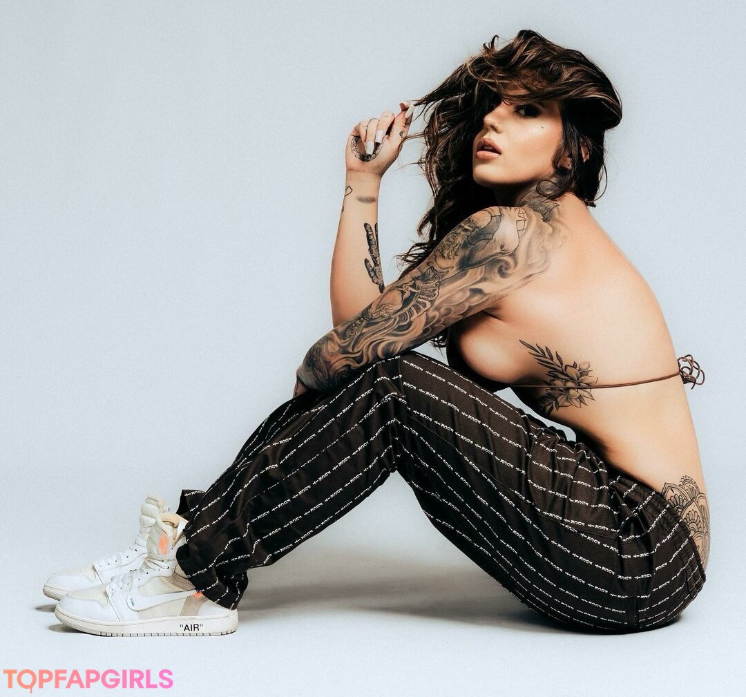Foto desnuda filtrada de OnlyFans de Philllybabyy #902 Foto desnuda filtrada de OnlyFans de Philllybabyy #902