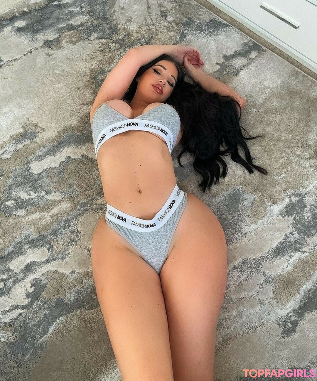 Foto desnuda filtrada de OnlyFans de Elizabeth Georgina #403 Foto desnuda filtrada de OnlyFans de Elizabeth Georgina #403