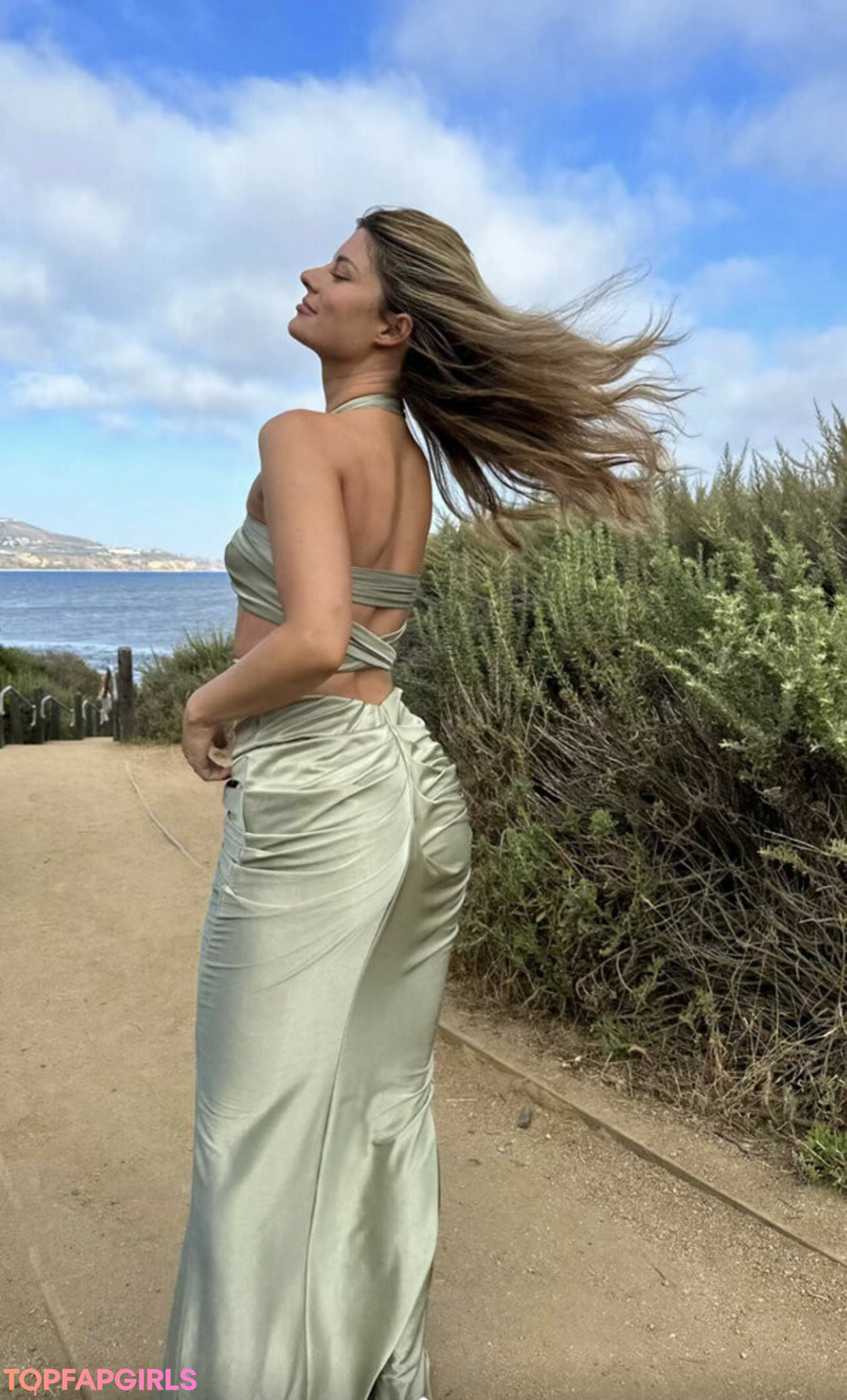 Foto desnuda filtrada de OnlyFans de Hannah Stocking #421 Foto desnuda filtrada de OnlyFans de Hannah Stocking #421