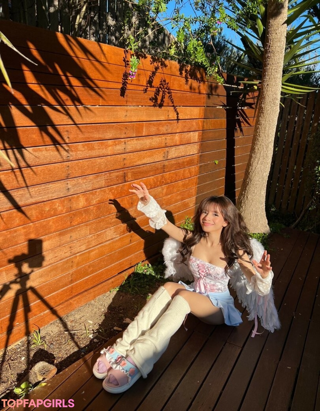 Foto desnuda filtrada de OnlyFans de Eeeveenara #88 Foto desnuda filtrada de OnlyFans de Eeeveenara #88