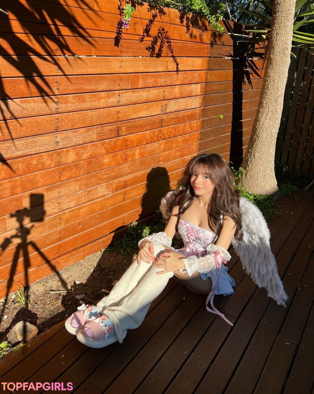 Foto desnuda filtrada de OnlyFans de Eeeveenara #99 Foto desnuda filtrada de OnlyFans de Eeeveenara #99