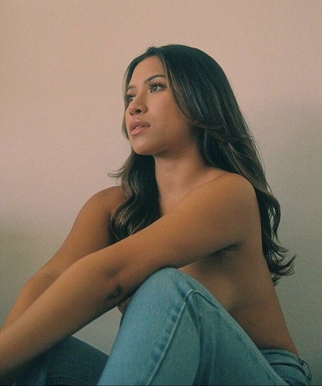 Julia Kelly