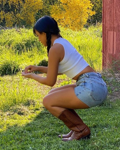 Julia Kelly