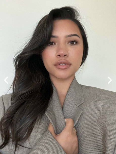 Julia Kelly