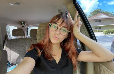 Foto desnuda filtrada de OnlyFans de Acidhime