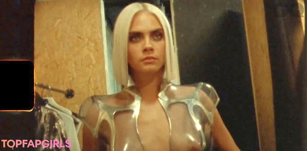 Foto desnuda filtrada de OnlyFans de Cara Delevingne #153 Foto desnuda filtrada de OnlyFans de Cara Delevingne #153