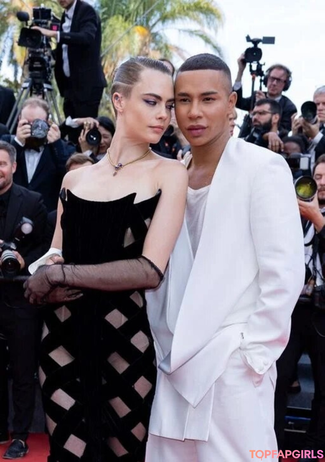 Foto desnuda filtrada de OnlyFans de Cara Delevingne #275 Foto desnuda filtrada de OnlyFans de Cara Delevingne #275