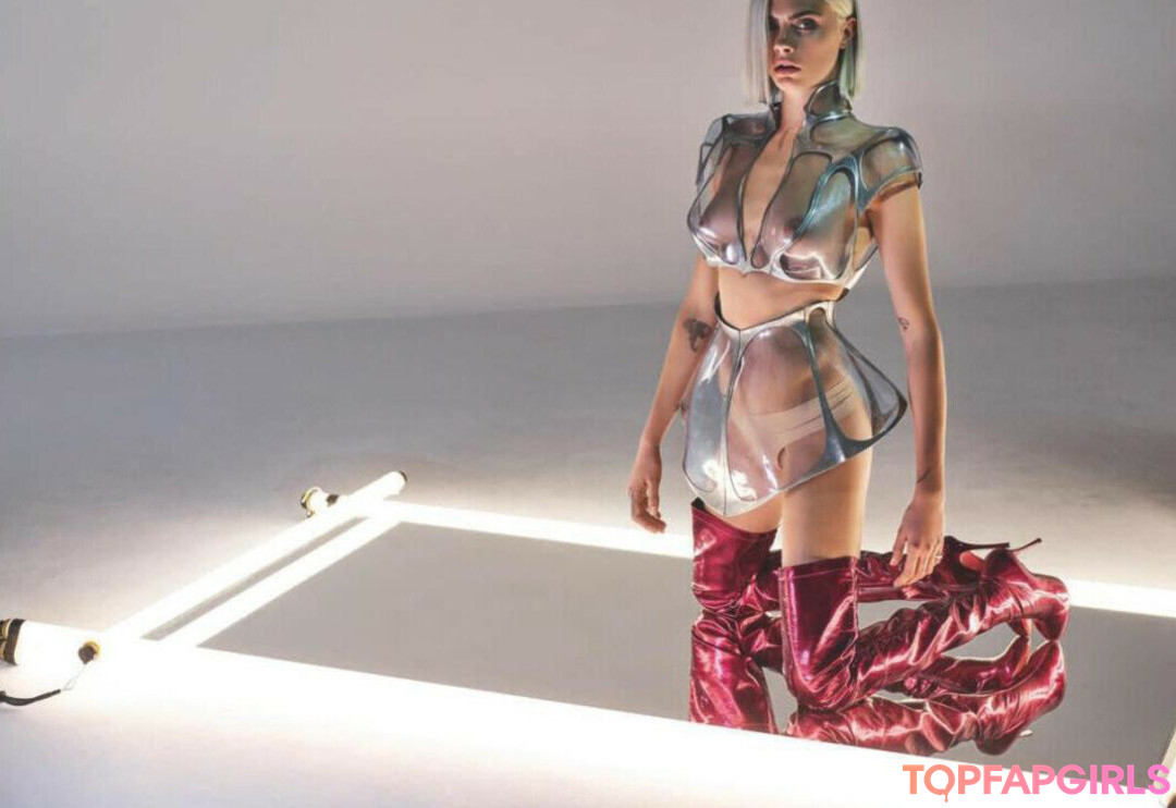 Foto desnuda filtrada de OnlyFans de Cara Delevingne #37 Foto desnuda filtrada de OnlyFans de Cara Delevingne #37