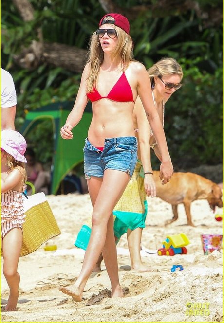 Cara Delevingne