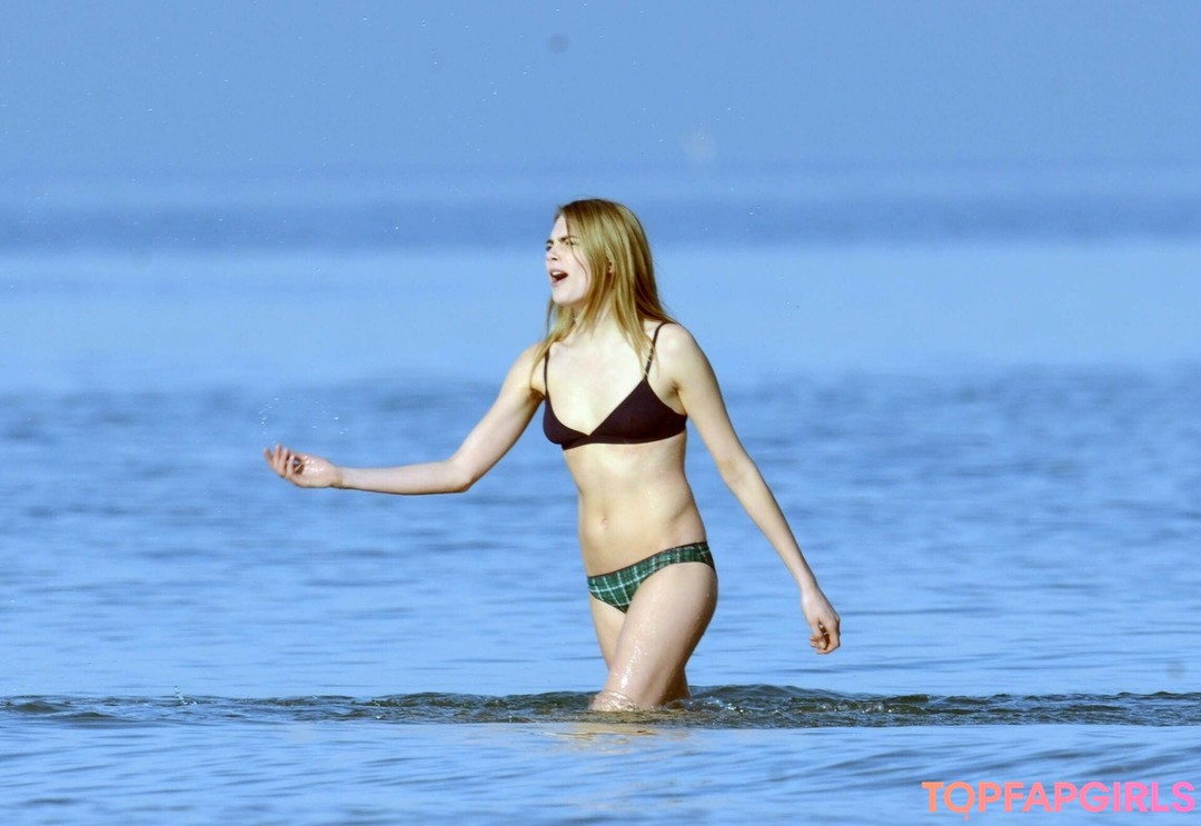 Foto desnuda filtrada de OnlyFans de Cara Delevingne #410 Foto desnuda filtrada de OnlyFans de Cara Delevingne #410