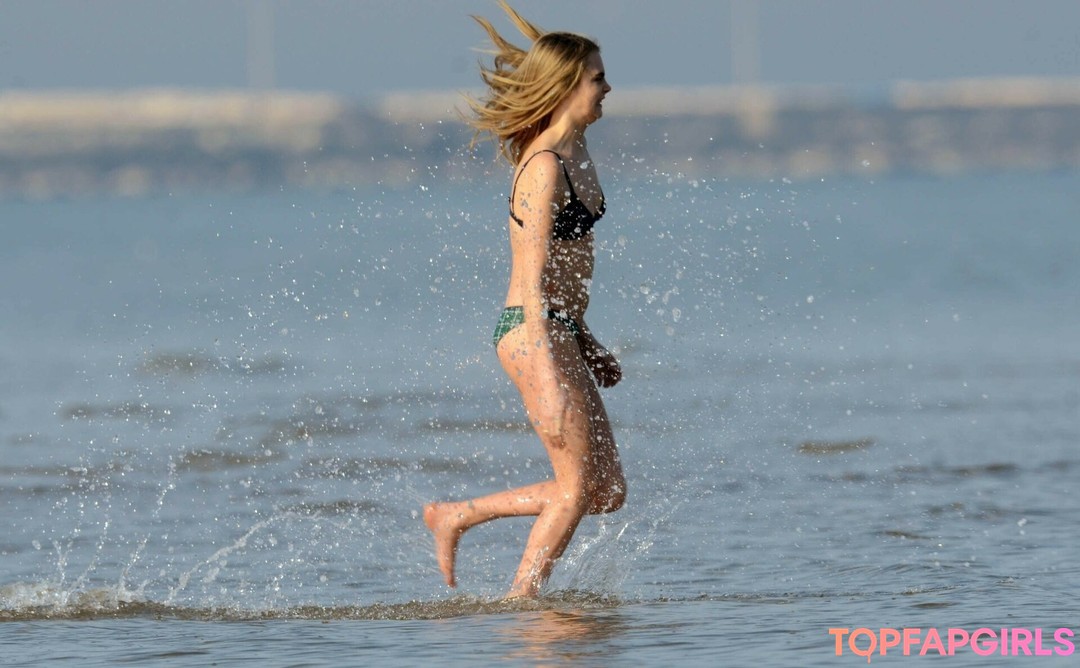 Foto desnuda filtrada de OnlyFans de Cara Delevingne #417 Foto desnuda filtrada de OnlyFans de Cara Delevingne #417