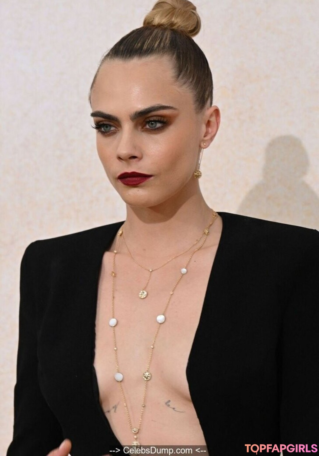 Foto desnuda filtrada de OnlyFans de Cara Delevingne #512 Foto desnuda filtrada de OnlyFans de Cara Delevingne #512