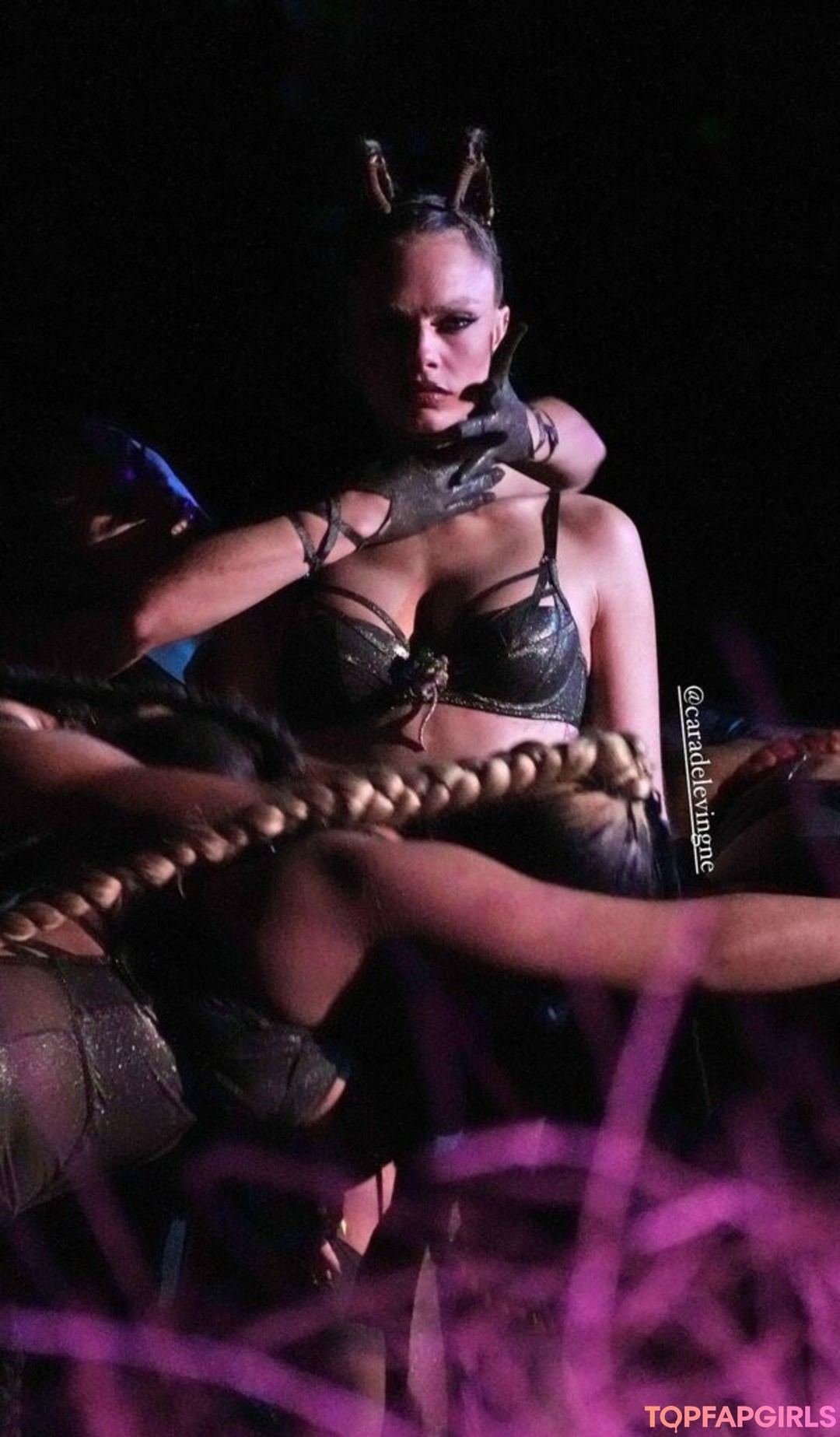 Foto desnuda filtrada de OnlyFans de Cara Delevingne #735 Foto desnuda filtrada de OnlyFans de Cara Delevingne #735