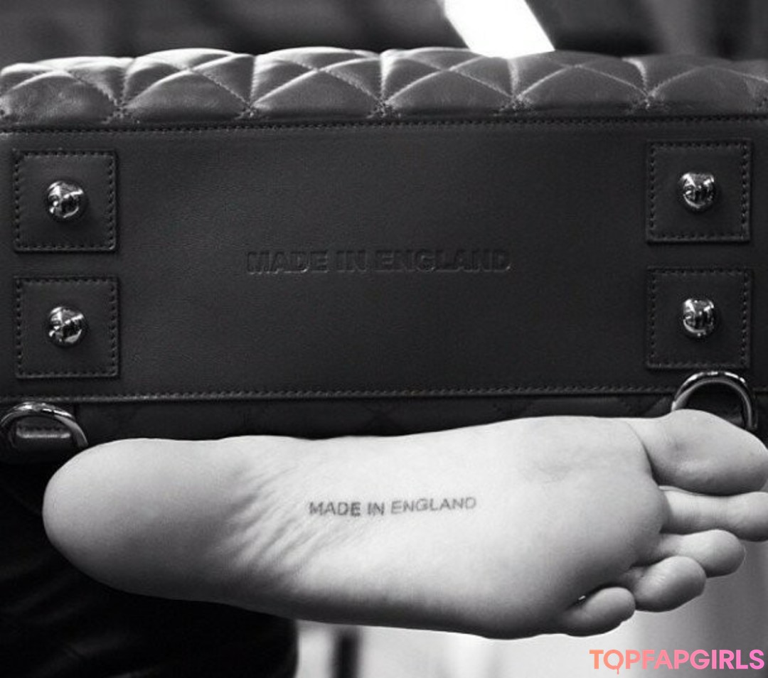 Foto desnuda filtrada de OnlyFans de Cara Delevingne #746 Foto desnuda filtrada de OnlyFans de Cara Delevingne #746