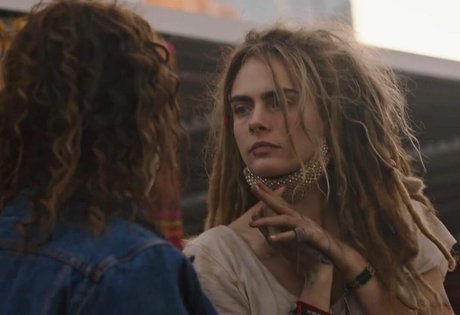 Cara Delevingne