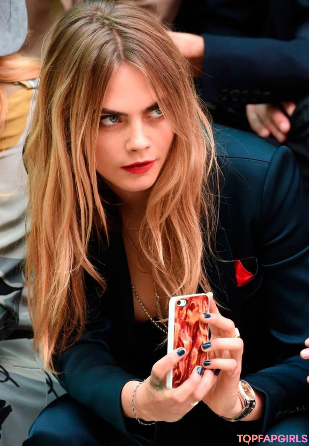 Foto desnuda filtrada de OnlyFans de Cara Delevingne #879 Foto desnuda filtrada de OnlyFans de Cara Delevingne #879