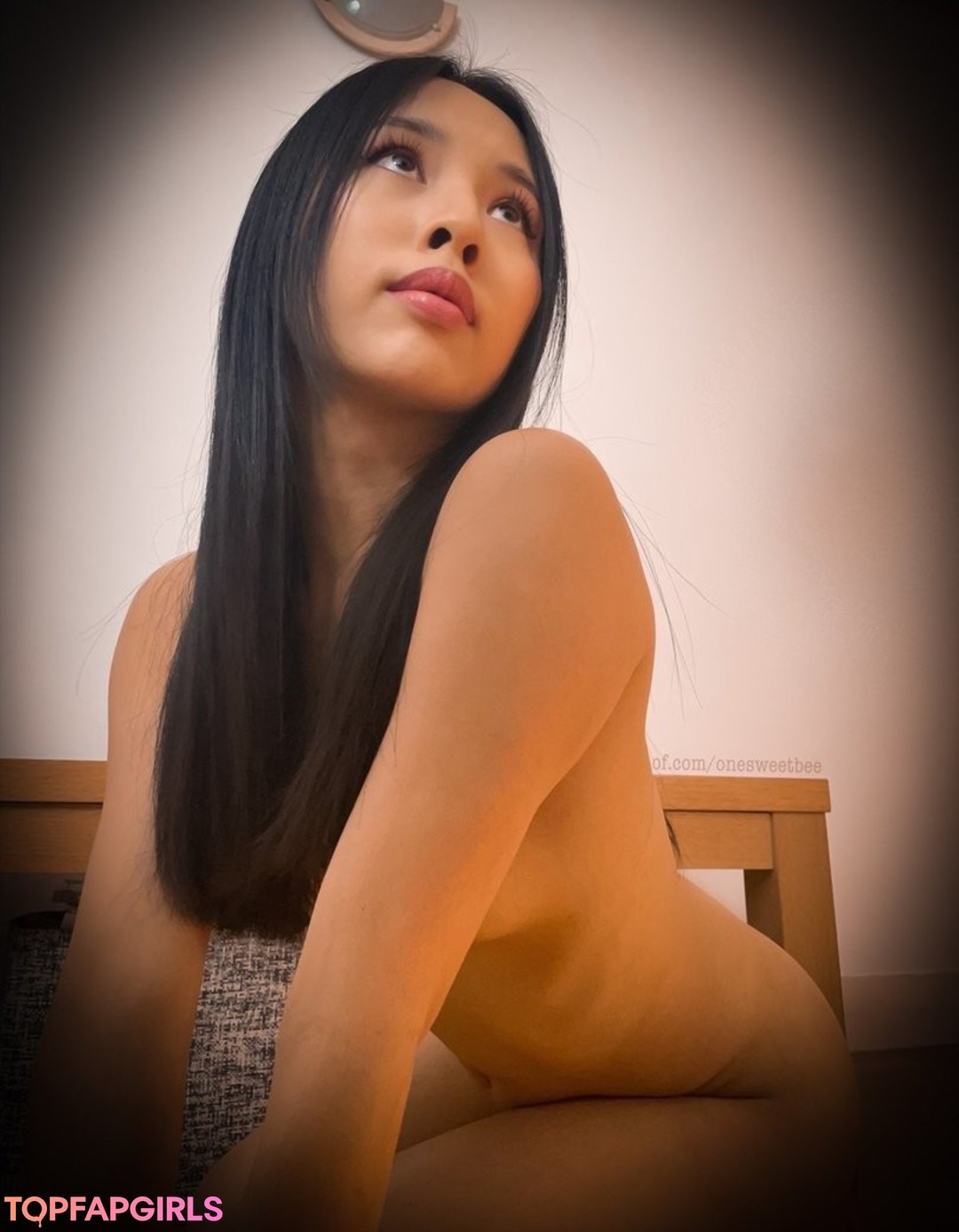 Foto desnuda filtrada de OnlyFans de Onesweetbee #49 Foto desnuda filtrada de OnlyFans de Onesweetbee #49