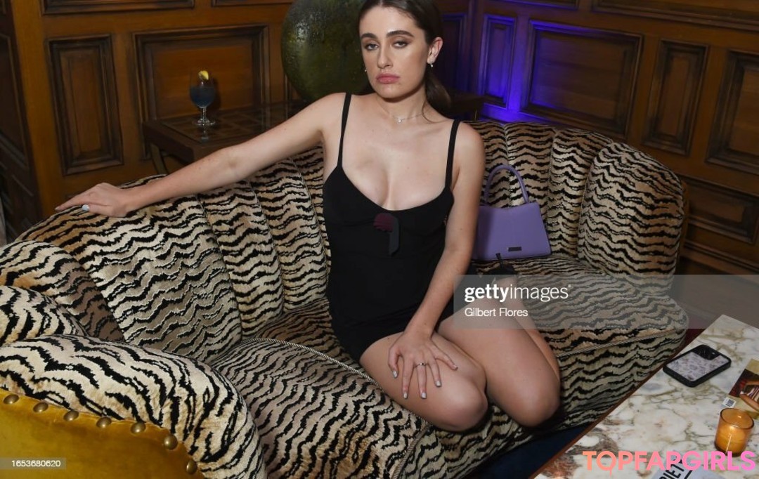 Foto desnuda filtrada de OnlyFans de Rachel Anne Sennott #287 Foto desnuda filtrada de OnlyFans de Rachel Anne Sennott #287