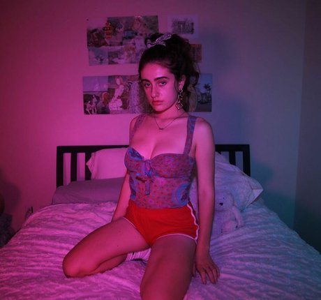 Rachel Anne Sennott