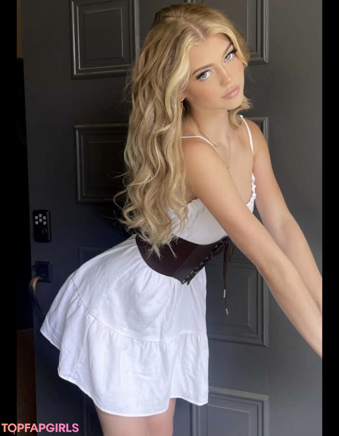 Foto desnuda filtrada de OnlyFans de Loren Gray #298 Foto desnuda filtrada de OnlyFans de Loren Gray #298