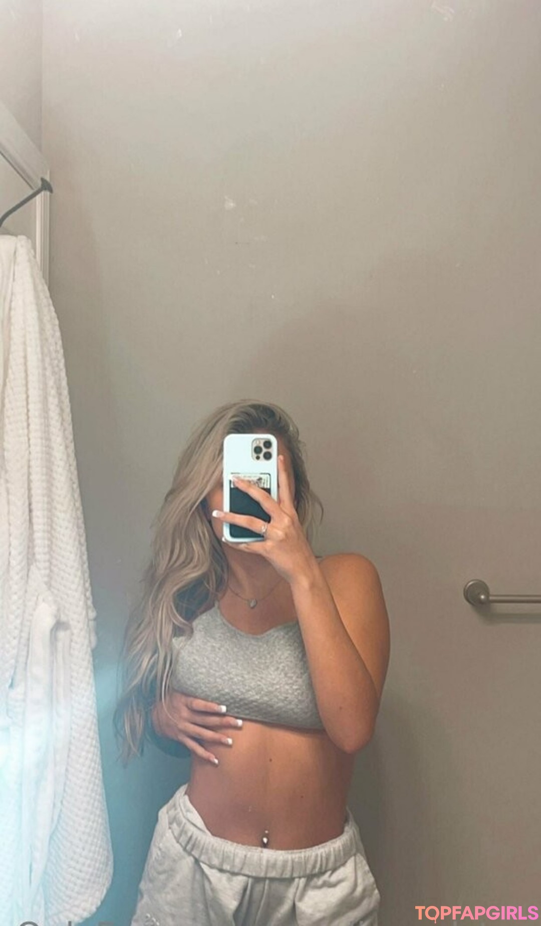 Foto desnuda filtrada de OnlyFans de Carolinecolston #61 Foto desnuda filtrada de OnlyFans de Carolinecolston #61