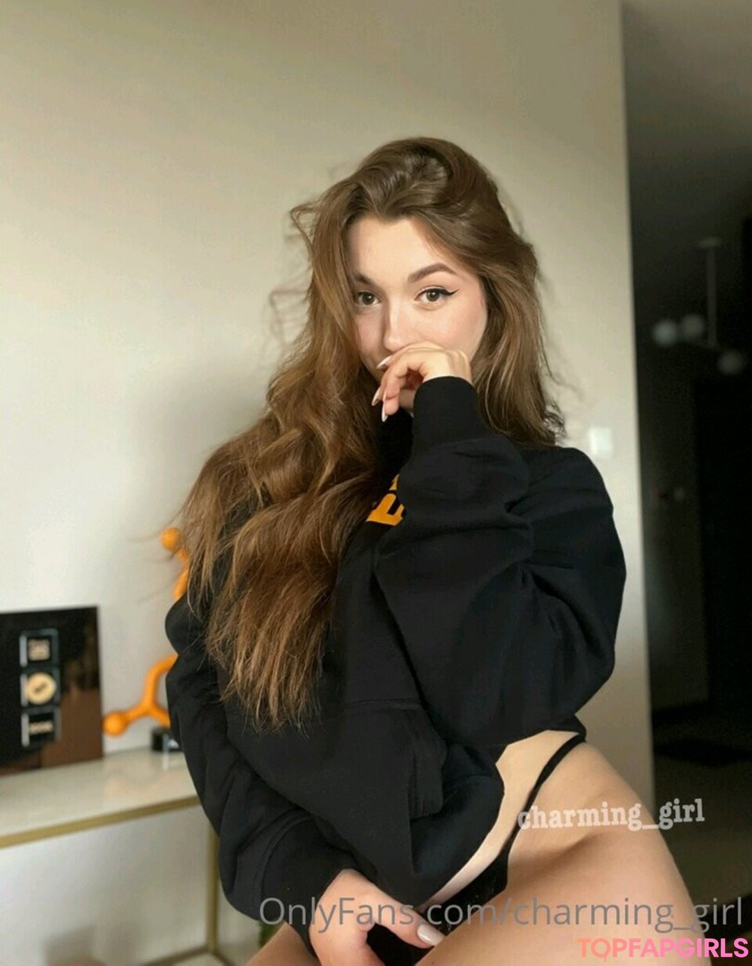 Foto desnuda filtrada de OnlyFans de Charminggirl #314 Foto desnuda filtrada de OnlyFans de Charminggirl #314