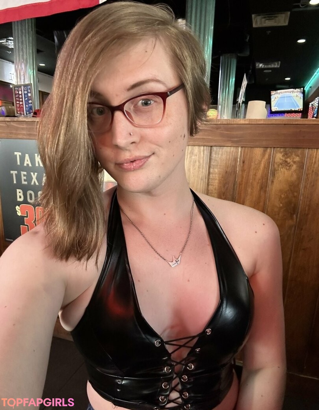 Foto desnuda filtrada de OnlyFans de Veronicajae #12 Foto desnuda filtrada de OnlyFans de Veronicajae #12