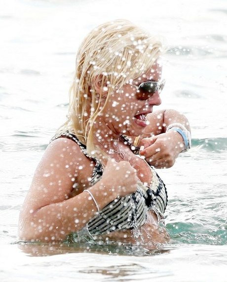 Elisha Cuthbert