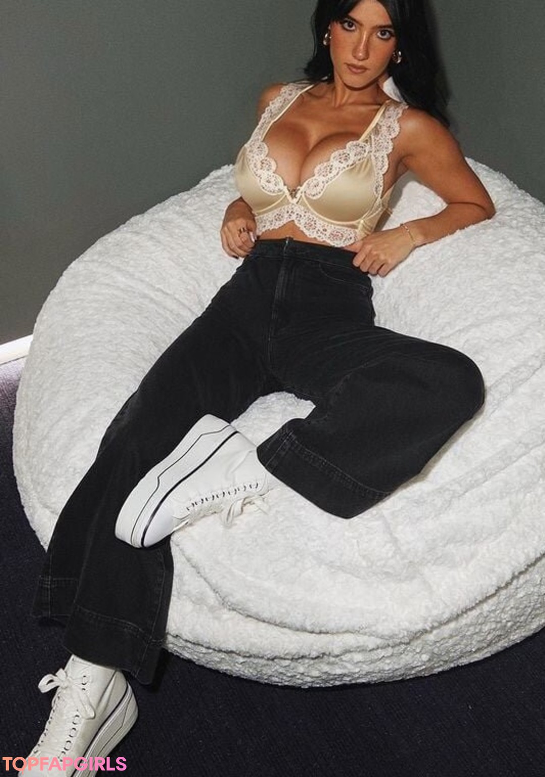 Foto desnuda filtrada de OnlyFans de Charli Damelio #859 Foto desnuda filtrada de OnlyFans de Charli Damelio #859