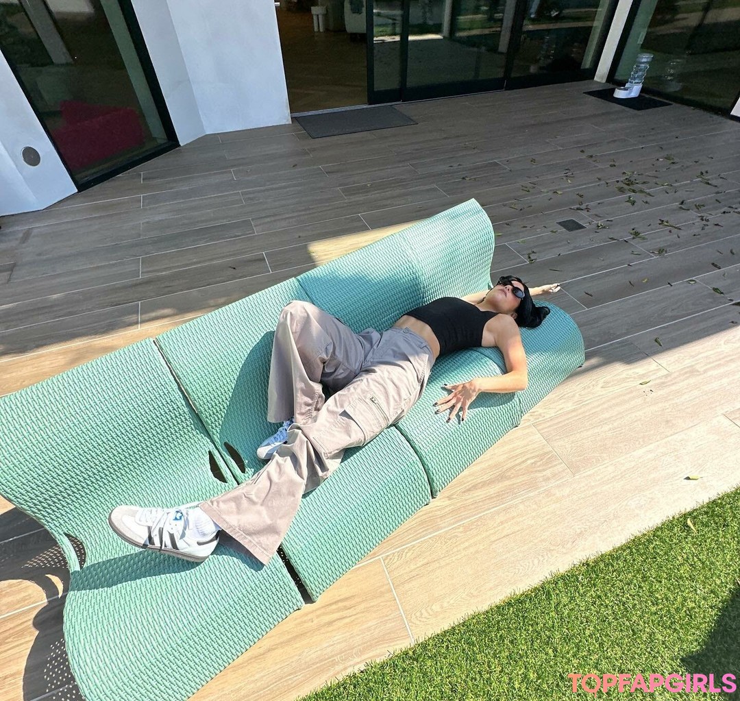 Foto desnuda filtrada de OnlyFans de Charli Damelio #870 Foto desnuda filtrada de OnlyFans de Charli Damelio #870