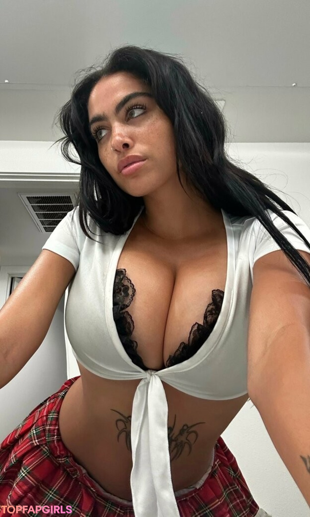 Foto desnuda filtrada de OnlyFans de Thecaligirl #722 Foto desnuda filtrada de OnlyFans de Thecaligirl #722