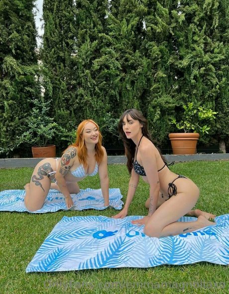 Emmamagnoliaxo
