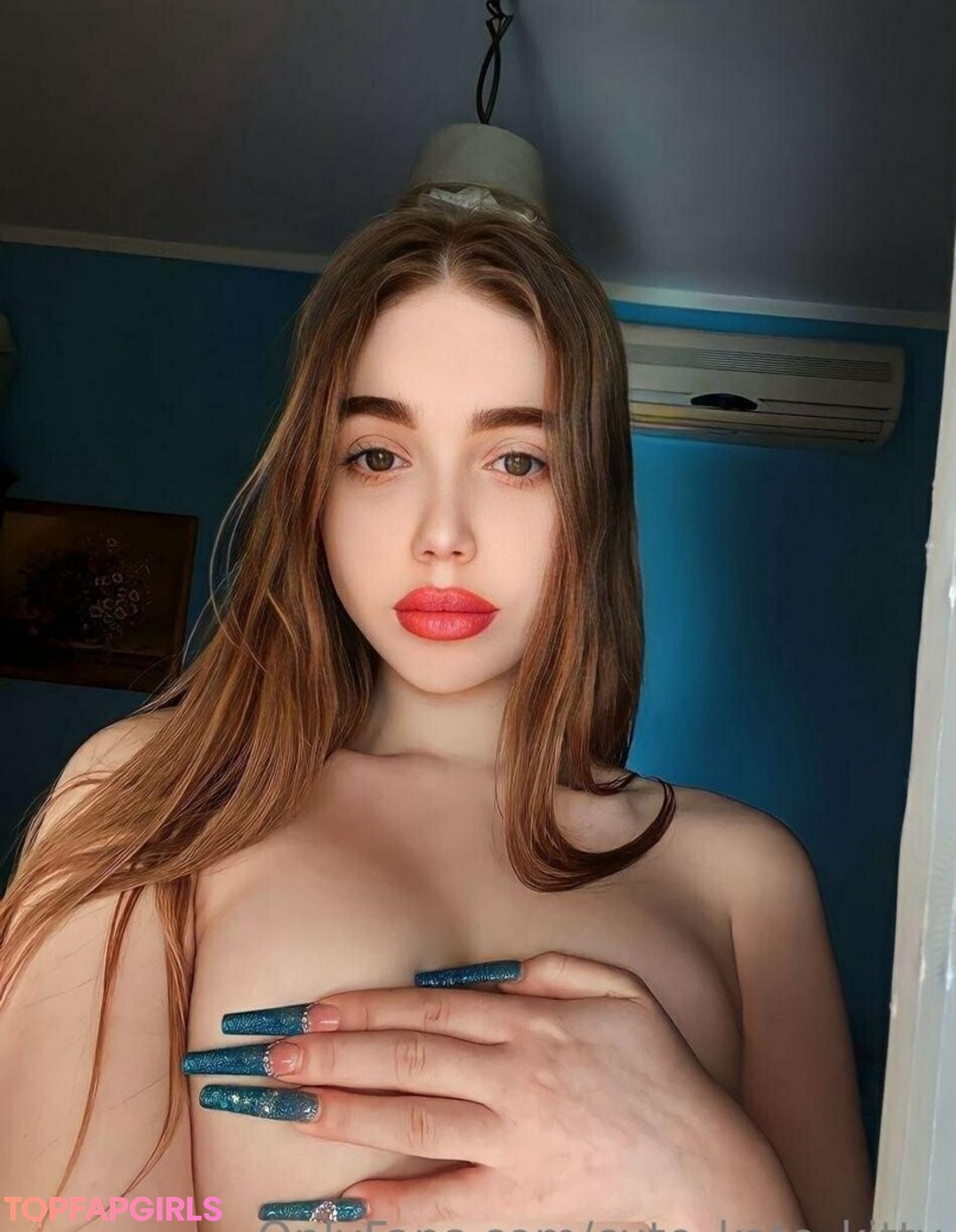 Foto desnuda filtrada de OnlyFans de Cutekatekitty #156 Foto desnuda filtrada de OnlyFans de Cutekatekitty #156