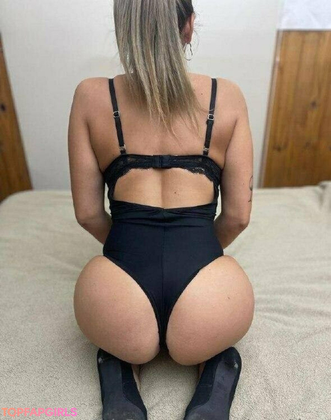 Foto desnuda filtrada de OnlyFans de Cutekatekitty #8 Foto desnuda filtrada de OnlyFans de Cutekatekitty #8