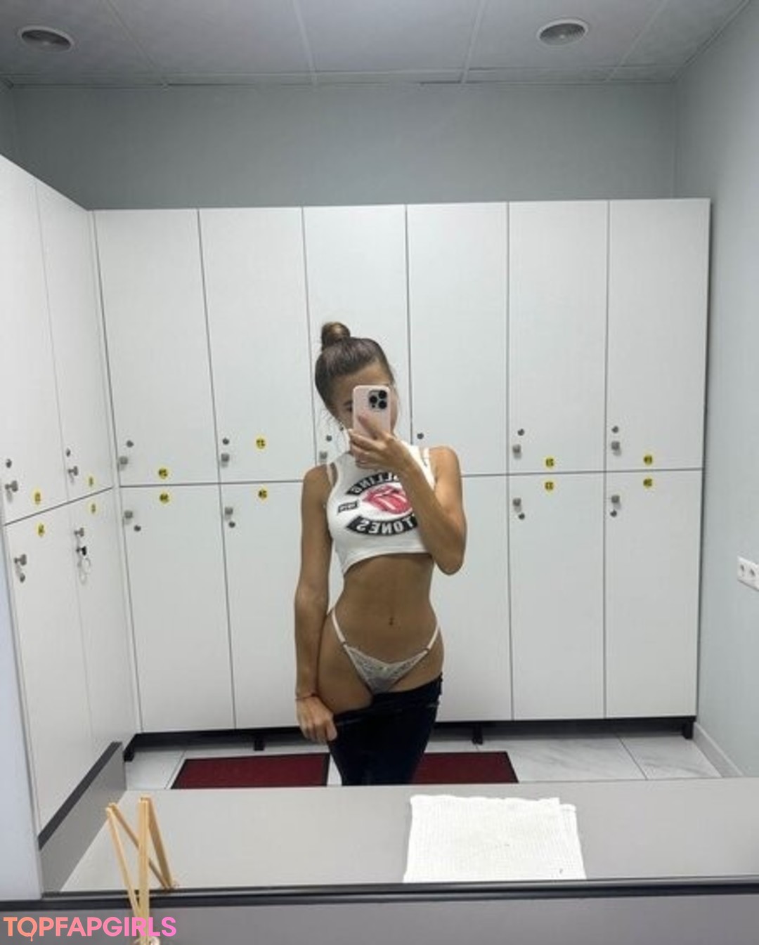 Foto desnuda filtrada de OnlyFans de Valeria Lerochka #313 Foto desnuda filtrada de OnlyFans de Valeria Lerochka #313