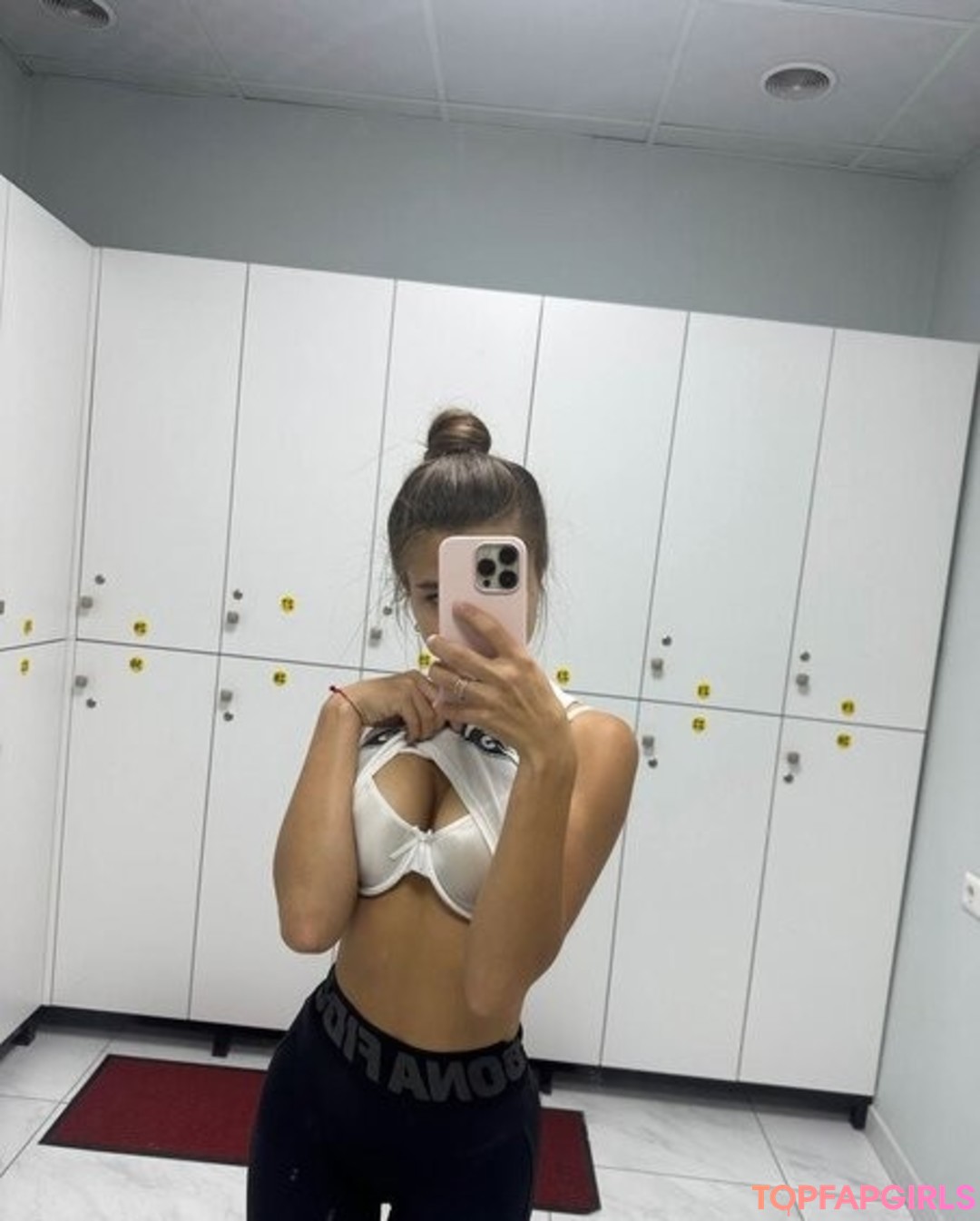 Foto desnuda filtrada de OnlyFans de Valeria Lerochka #314 Foto desnuda filtrada de OnlyFans de Valeria Lerochka #314