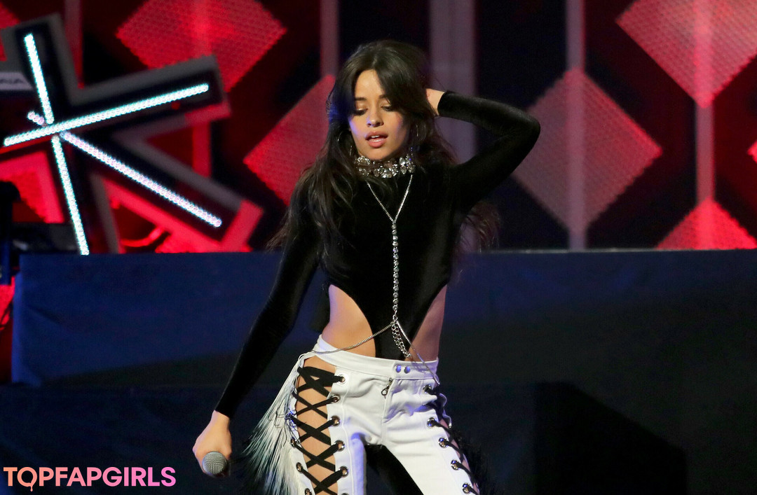 Foto desnuda filtrada de OnlyFans de Camila Cabello #750 Foto desnuda filtrada de OnlyFans de Camila Cabello #750
