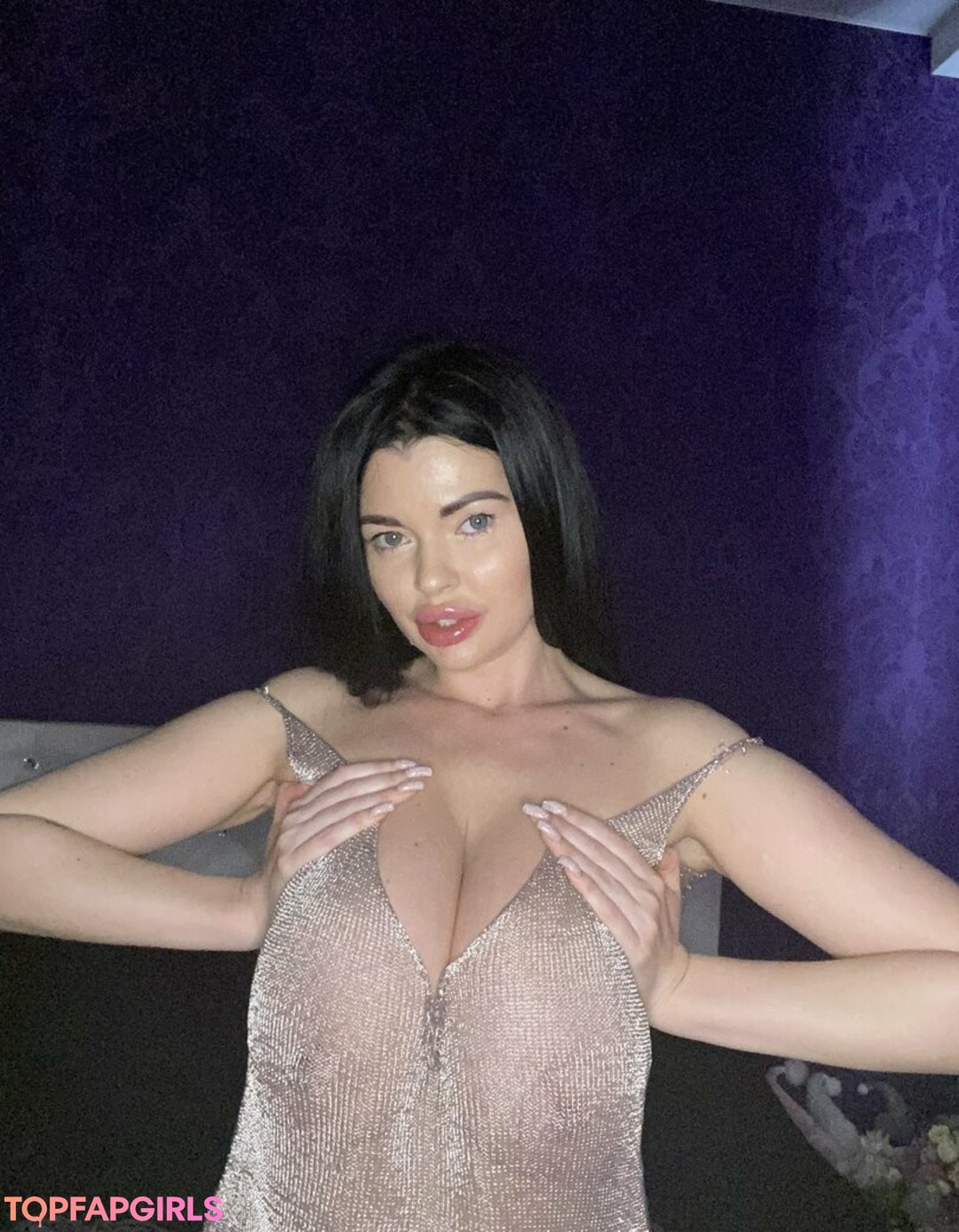 Foto desnuda filtrada de OnlyFans de Sharizelka #105 Foto desnuda filtrada de OnlyFans de Sharizelka #105