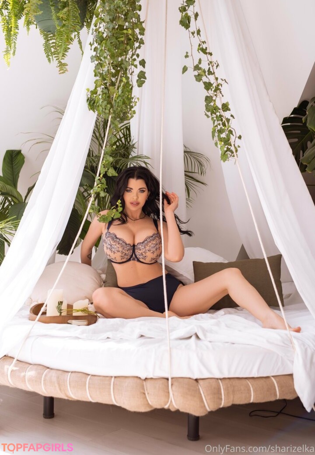Foto desnuda filtrada de OnlyFans de Sharizelka #123 Foto desnuda filtrada de OnlyFans de Sharizelka #123