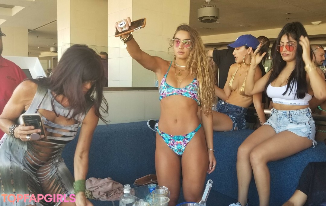 Foto desnuda filtrada de OnlyFans de Sommer Ray #1096