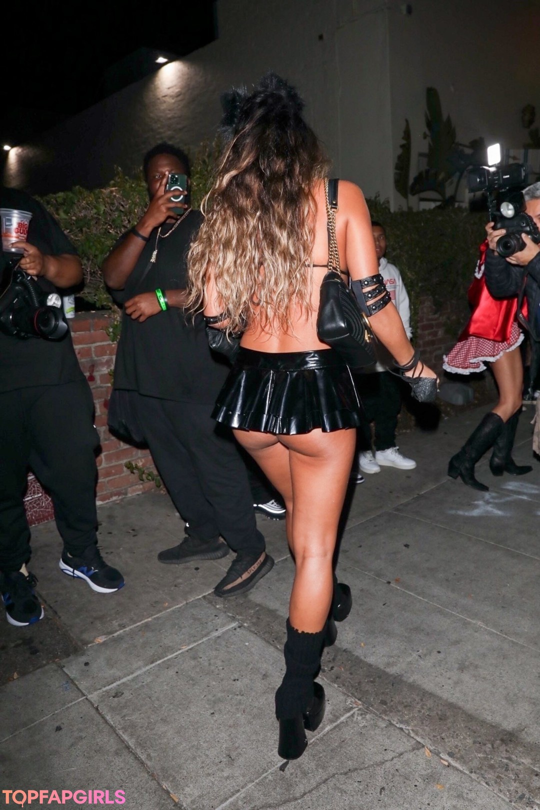 Foto desnuda filtrada de OnlyFans de Sommer Ray #3202 Foto desnuda filtrada de OnlyFans de Sommer Ray #3202
