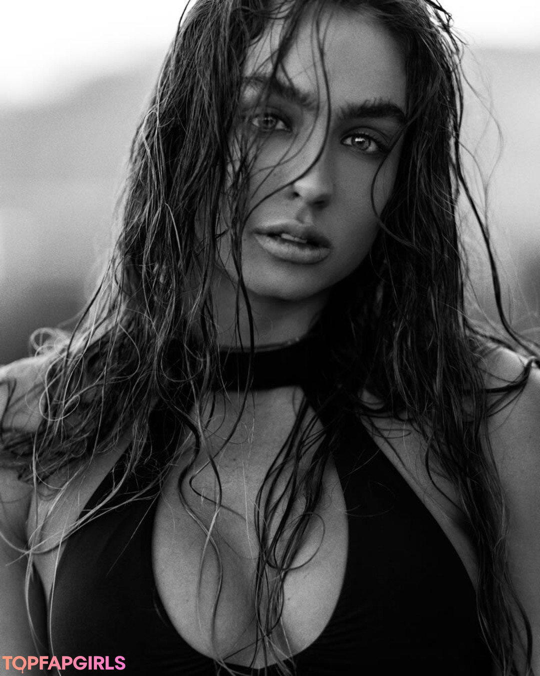 Foto desnuda filtrada de OnlyFans de Sommer Ray #3305 Foto desnuda filtrada de OnlyFans de Sommer Ray #3305