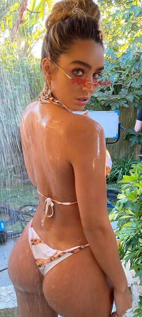 Sommer Ray
