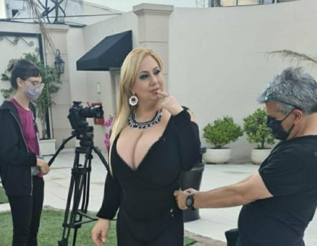 Blonde_maria