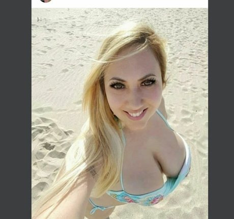 Blonde_maria